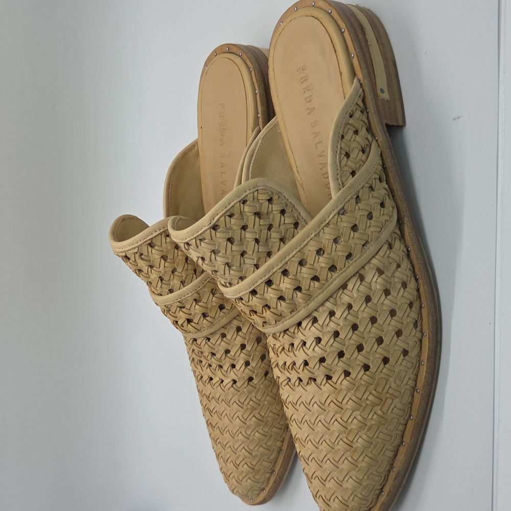 Freda Salvador Keen Mule Woven Tan Slip-On - Picture 3 of 16